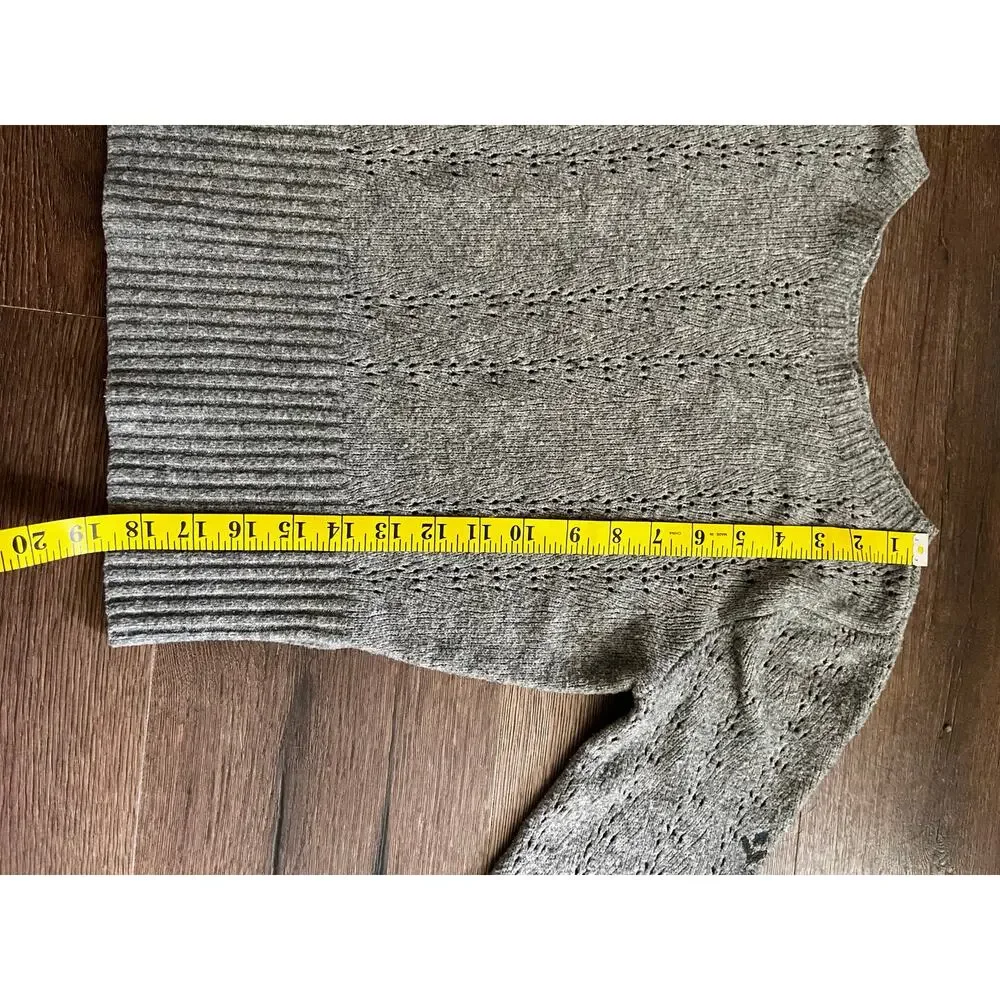 Abercrombie Kids Gray Floral Embroidered Pointelle Sweater 11/12